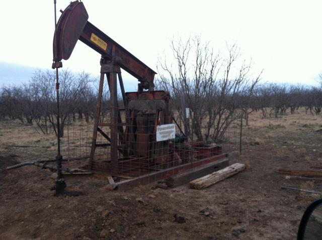 TX_oil_well.JPG